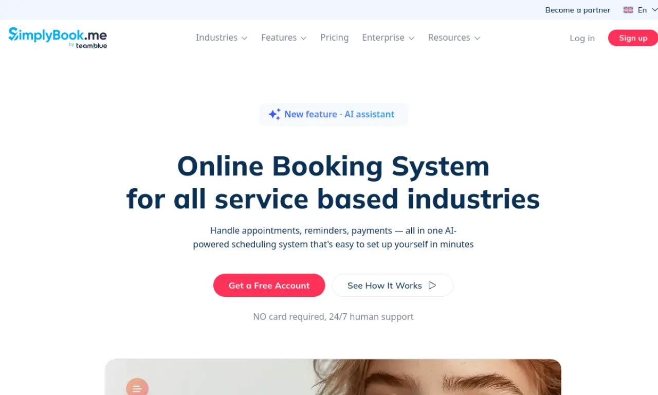 Screenshot of Simplybook.me website