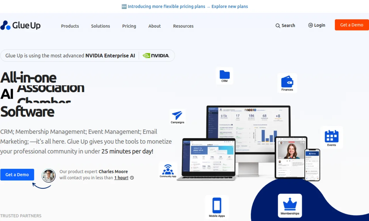 Screenshot of Glue Up website